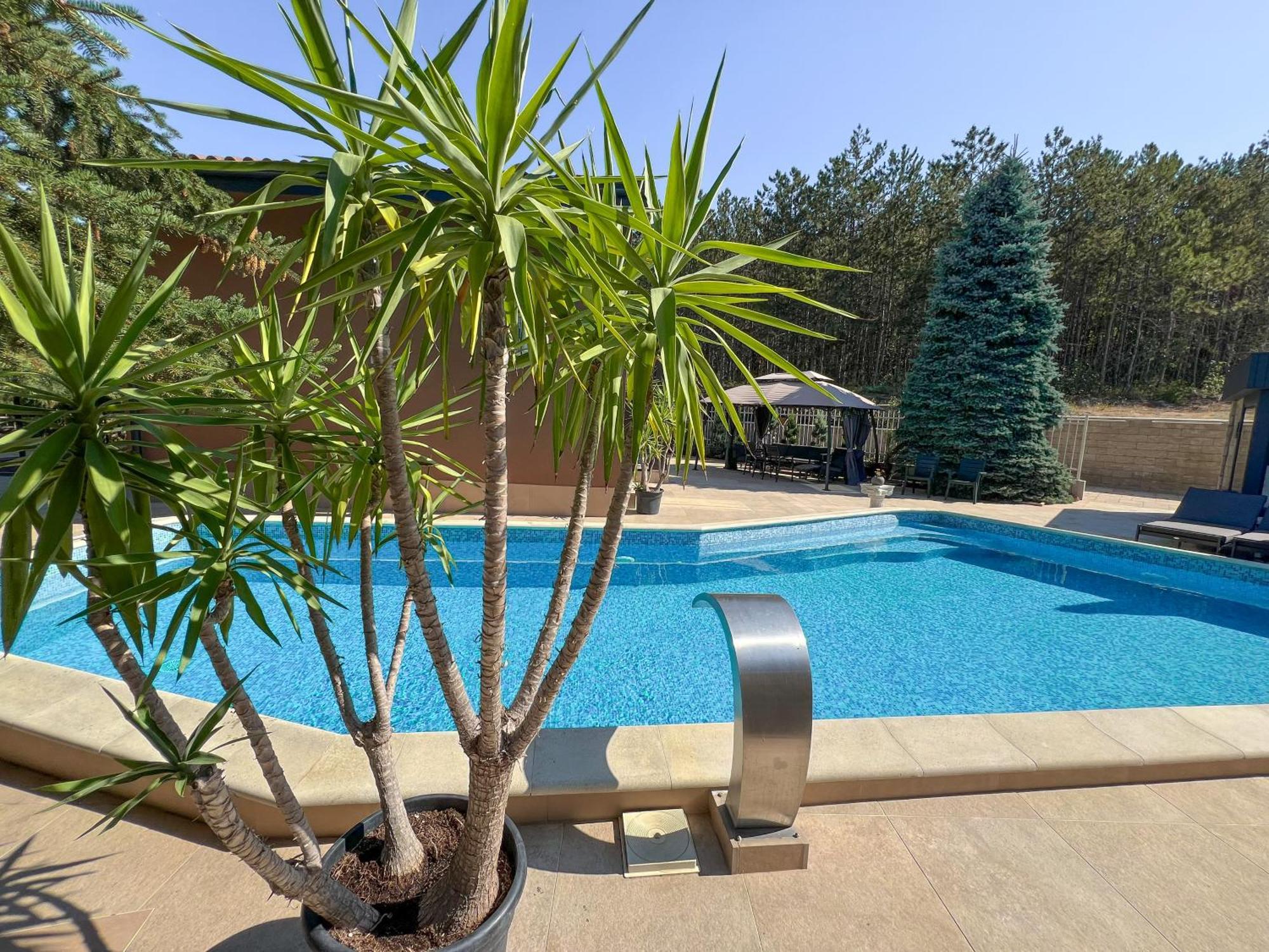 Pino - Villa, Casa, Cucina Е Terrazza Albena Exterior foto